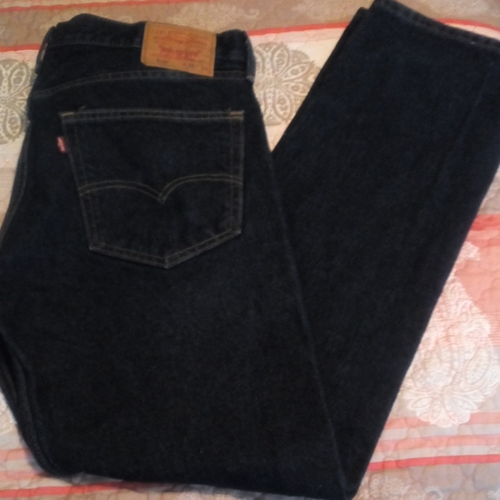 Levi's men's jeans